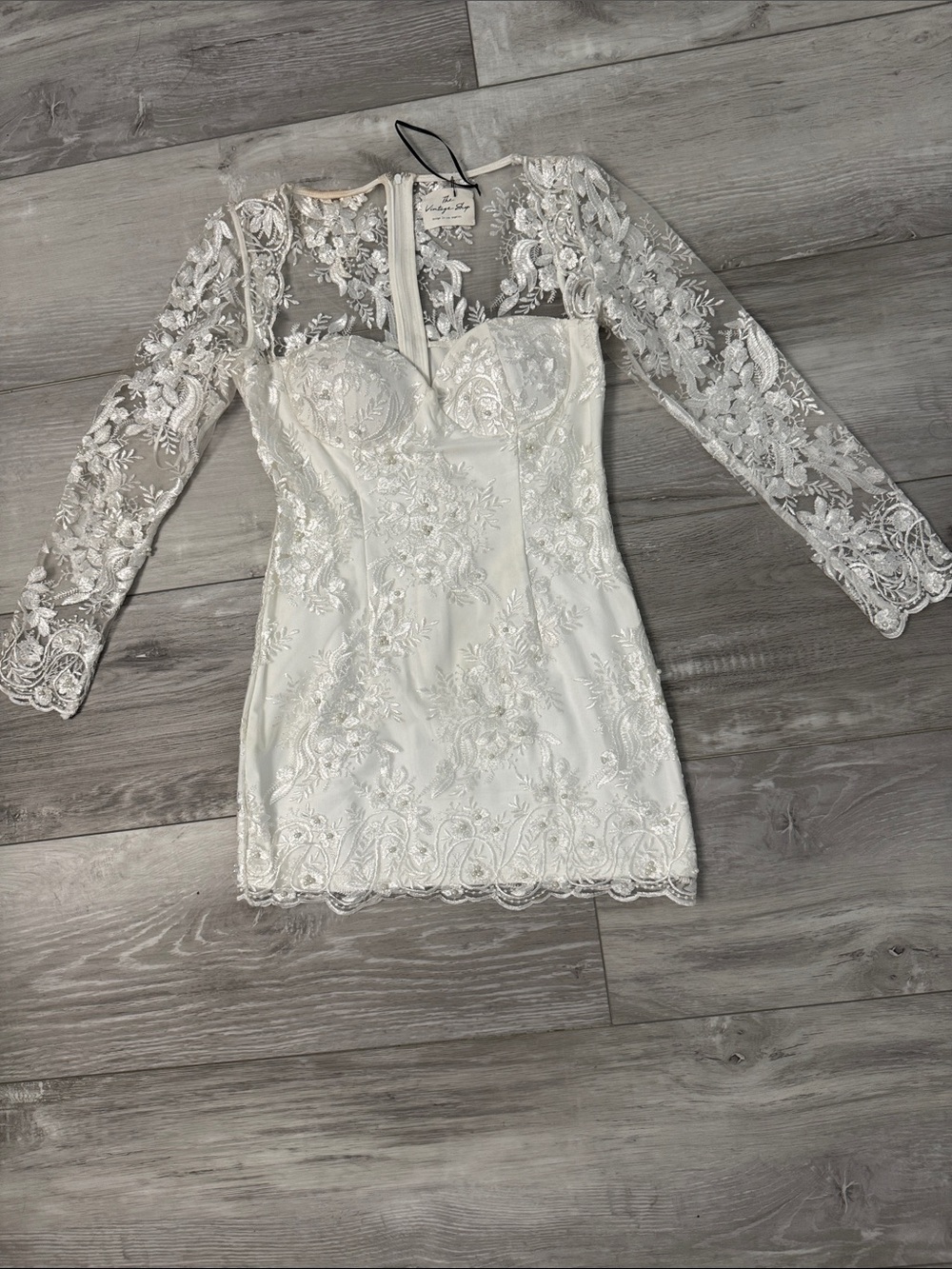 Vintage White Lace Long-Sleeve Mini Dress